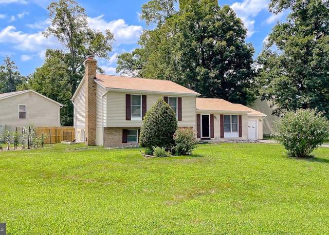 Property at 1760 Red Oak Ln, Waldorf, MD 20601, 3 beds, 2.5 baths