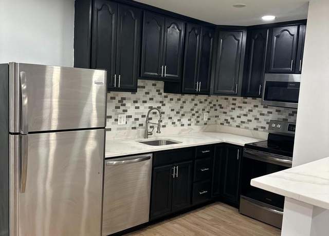 Property at 13104 Wonderland Way #191, Germantown, MD 20874, 2 beds, 2 baths
