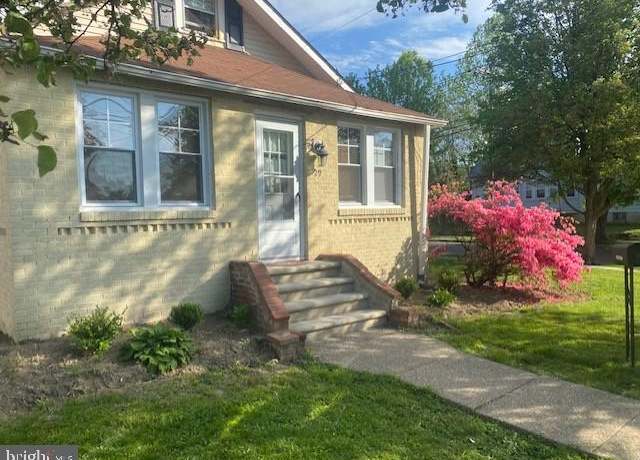 Property at 29 E Holly, Oaklyn, NJ 08107, 3 beds