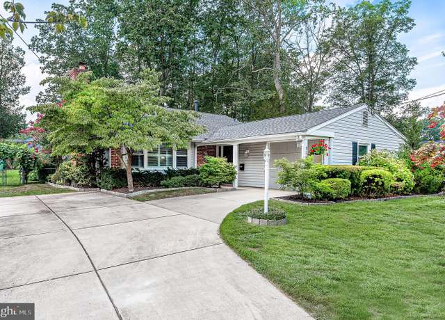 Property at 516 Whitman Dr, Turnersville, NJ 08012, 3 beds, 1.5 baths