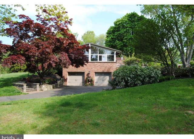 Property at 6 Rolling Hills Dr, Southampton, PA 18966, 4 beds, 3 baths