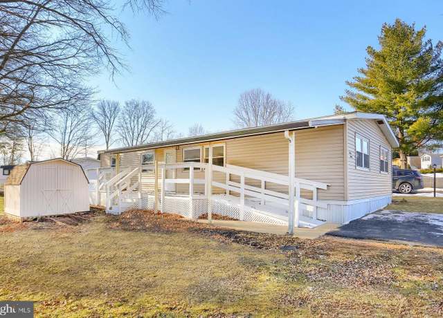 Property at 712 Owl Ct, Mechanicsburg, PA 17050, 3 beds, 2 baths