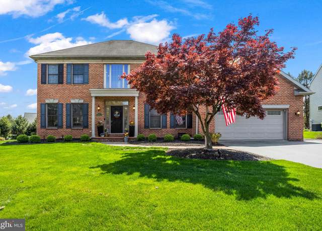 Property at 818 Coopers Ct, Lancaster, PA 17601, 4 beds, 3 baths