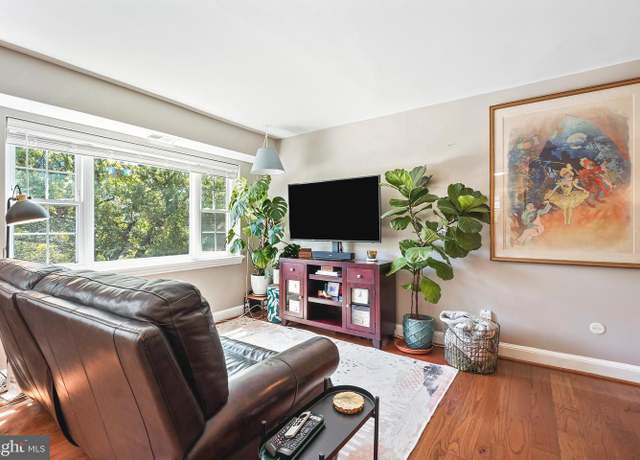Property at 1305 N Ode St N #332, Arlington, VA 22209, 1 bed, 1 bath