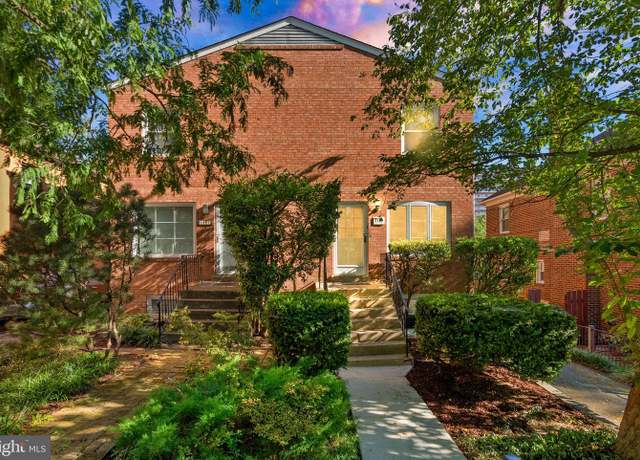 Property at 1119 16th St S, Arlington, VA 22202, 4 beds, 2 baths