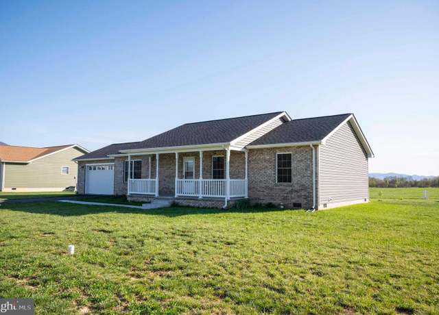 Property at 174 Reservoir Ave, Luray, VA 22835, 3 beds, 2 baths