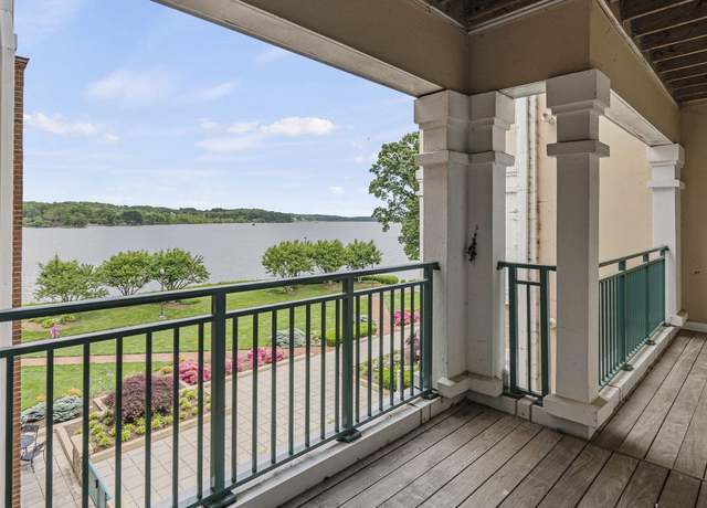 Property at 440 Belmont Bay Dr #302, Woodbridge, VA 22191, 2 beds, 2 baths