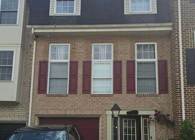 Property at 1261 Lindsay Ln, Hagerstown, MD 21742, 3 beds, 2.5 baths