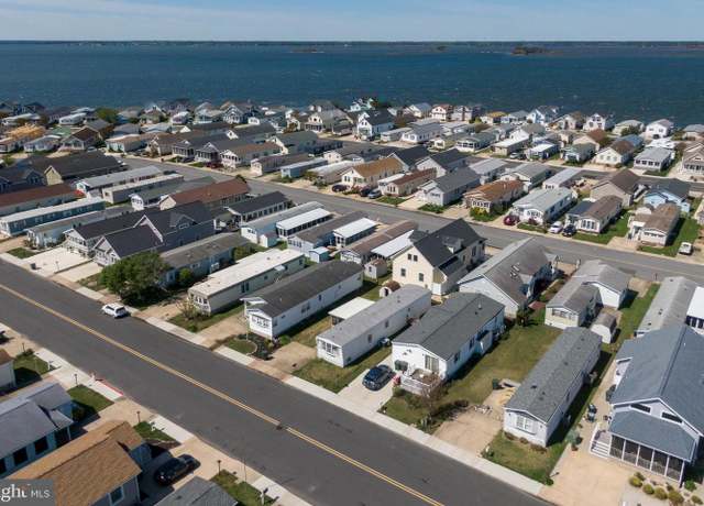 Property at 501 Sandyhill Dr, Ocean City, MD 21842, 3 beds, 1.5 baths