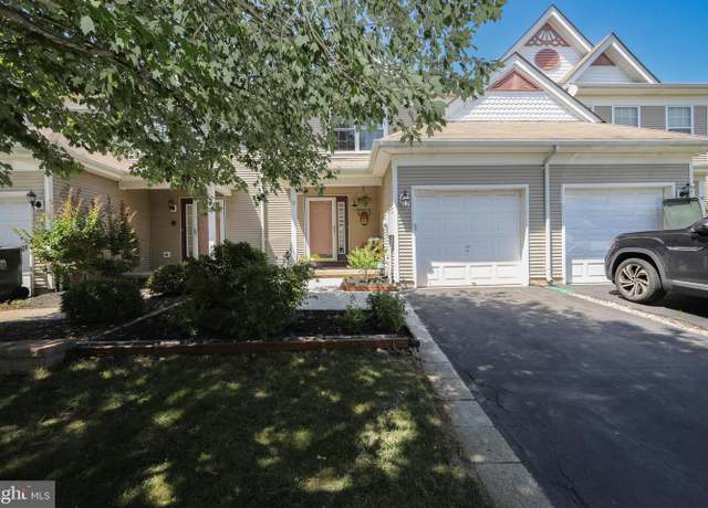 Property at 17 Tattersall Dr, Burlington, NJ 08016, 3 beds, 2.5 baths