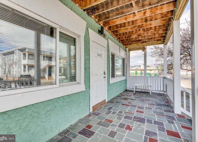 Property at 222 E Burk Ave #1, Wildwood, NJ 08260, 1 bed, 1 bath