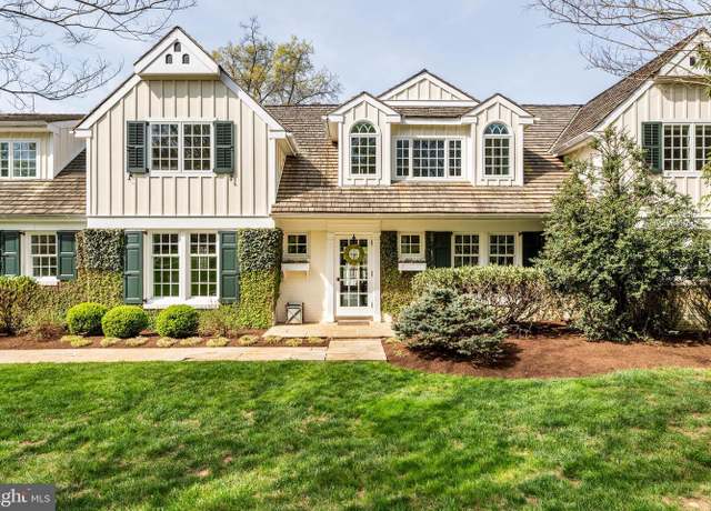 Property at 8 Rabbit Run Rd, Malvern, PA 19355, 5 beds, 4.5 baths
