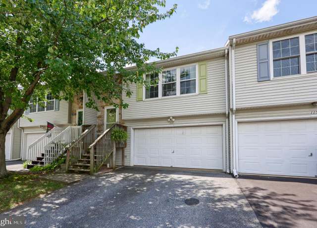 Property at 117 Norlawn Cir, Lancaster, PA 17601, 2 beds, 1.5 baths