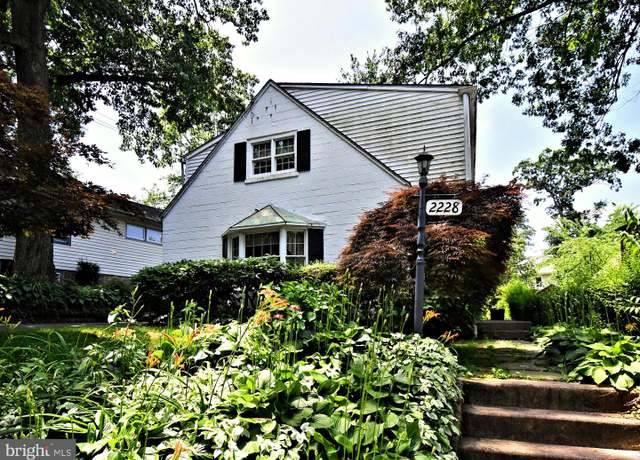 Property at 2228 Hillthorpe Ave, Abington, PA 19001, 3 beds, 1.5 baths