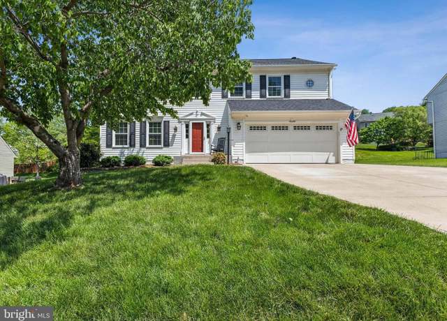 Property at 16069 Hayes Ln, Woodbridge, VA 22191, 4 beds, 3.5 baths