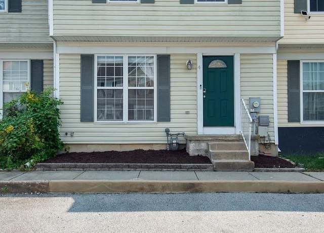 Property at 4 Charles Ct, Newark, DE 19702, 3 beds, 2.5 baths