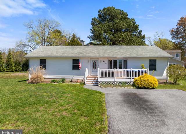 Property at 605 Old Post Ct, Bethany Beach, DE 19930, 4 beds, 2 baths