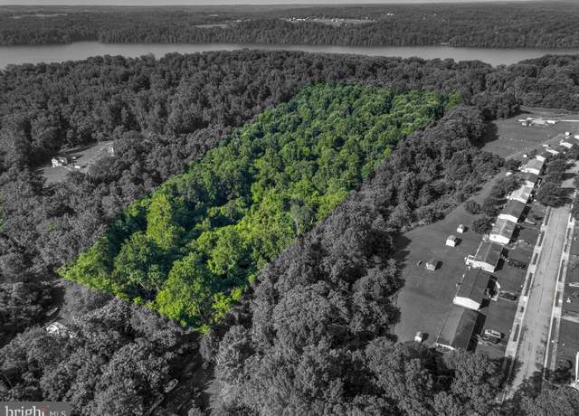 Property at 121 Schoolhouse Dr, Conowingo, MD 21918
