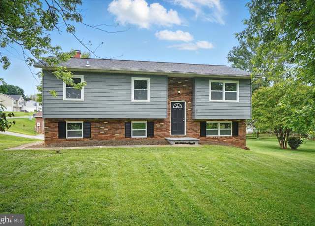 Property at 3410 Hanover Pike, Manchester, MD 21102, 4 beds, 2 baths