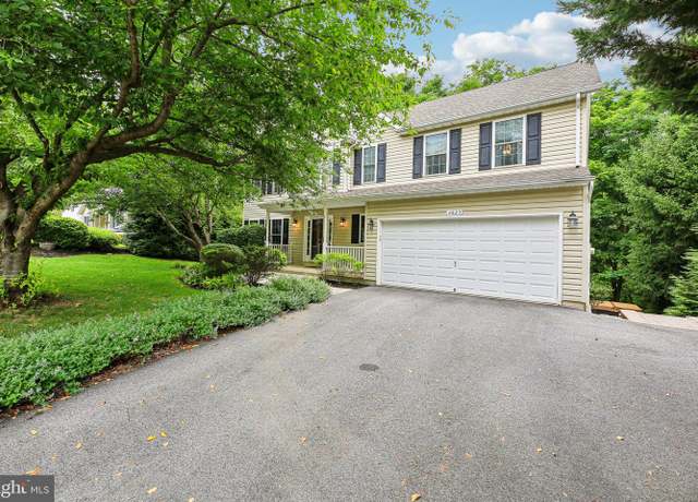 Property at 2823 Graybill Ct, New Windsor, MD 21776, 4 beds, 3 baths