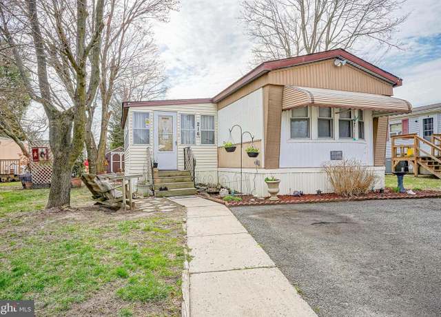 Property at 216 Truman Ave, Williamstown, NJ 08094, 4 beds, 1 bath