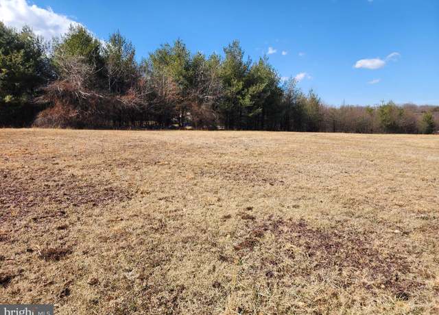 Property at 4199 York Rd, New Oxford, PA 17350