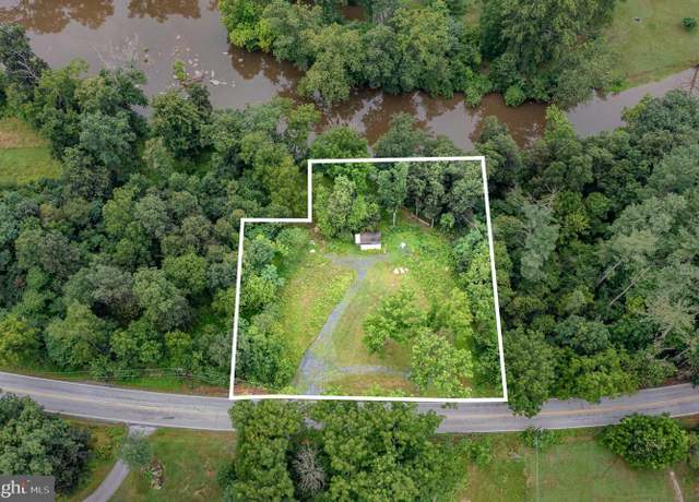 Property at 175 Marsh Creek Rd, Gettysburg, PA 17325