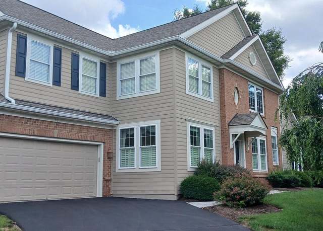 Property at 30 Farmview Ln, Lititz, PA 17543, 3 beds, 2.5 baths