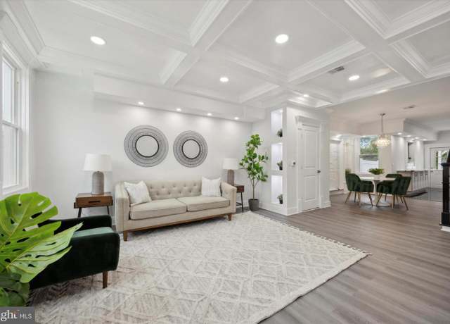 Property at 2811 C St, Philadelphia, PA 19134, 3 beds, 2.5 baths