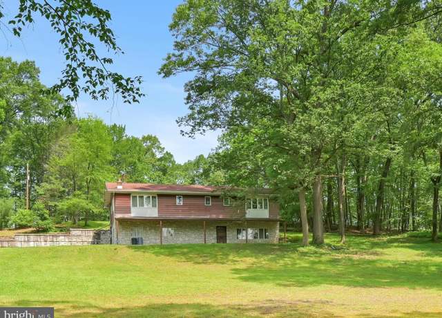 Property at 1435 S Schuylkill Mountain Rd, Schuylkill Haven, PA 17972, 4 beds, 2.5 baths