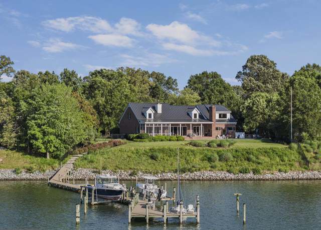 Property at 125 Oyster Pt, White Stone, VA 22578, 4 beds, 4.5 baths