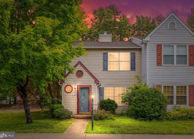Property at 11260 Girven Ct, Fredericksburg, VA 22407, 2 beds, 2.5 baths