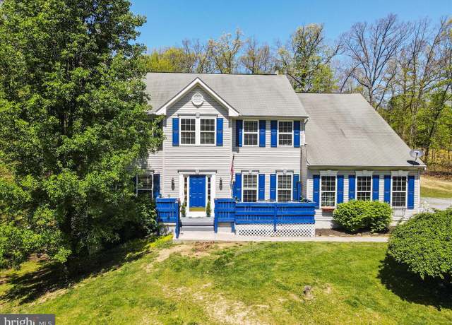 Property at 175 Wagontrain Trl, Hedgesville, WV 25427, 4 beds, 3.5 baths