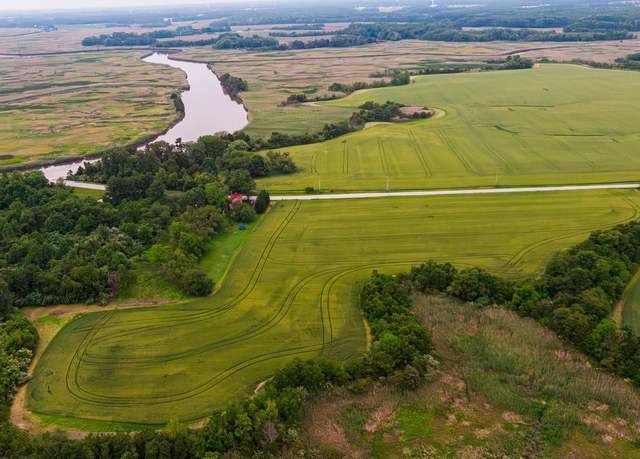 Property at 985 Flemings Landing Rd, Townsend, DE 19734