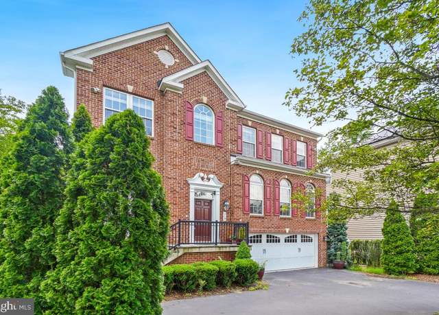 Property at 219 Bowen Ct, Annapolis, MD 21401, 5 beds, 4.5 baths