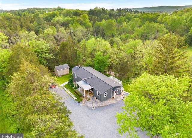 Property at 10521 Daysville Rd, Walkersville, MD 21793, 3 beds, 4 baths