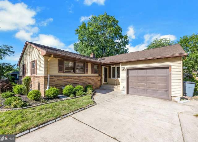 Property at 835 Wayside Ln, Haddonfield, NJ 08033, 3 beds, 2.5 baths