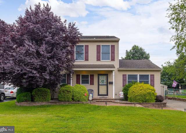 Property at 1104 State Rd, Westville, NJ 08093, 4 beds, 2 baths