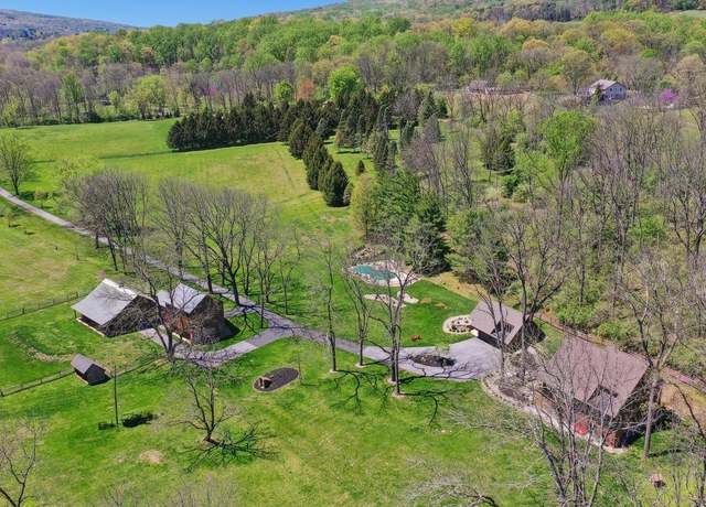 Property at 2925 Adams Way, Riegelsville, PA 18077, 4 beds, 3.5 baths