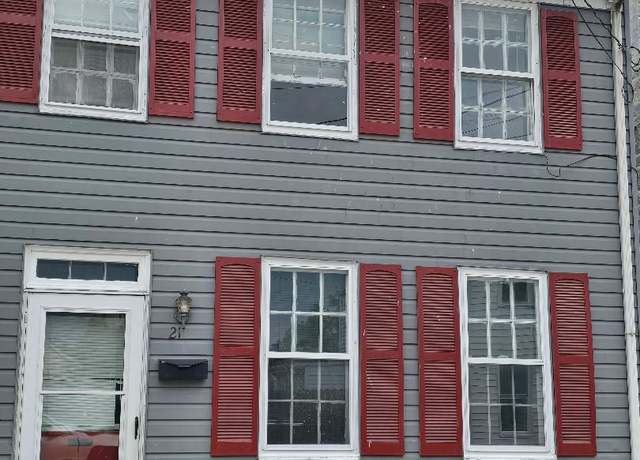 Property at 21 W Green St, Mechanicsburg, PA 17055, 3 beds, 1 bath