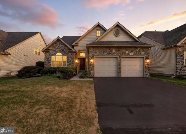 Property at 6632 Blue Heather Ct, Macungie, PA 18062, 2 beds, 2 baths