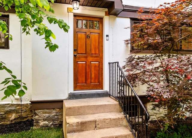 Property at 6 Balwyn Pl, Bala Cynwyd, PA 19004, 4 beds, 2.5 baths