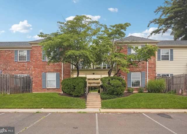 Property at 177 Oberlin Ter Unit 18-L, Lansdale, PA 19446, 2 beds, 1.5 baths