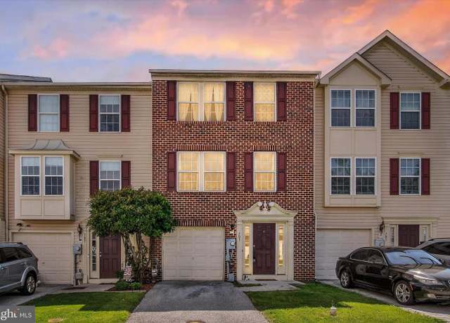 Property at 703 Grant Dr, Hanover, PA 17331, 3 beds, 1.5 baths