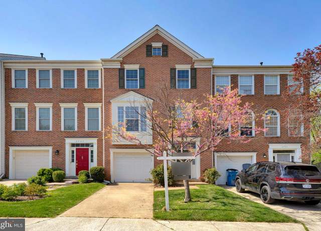 Property at 2749 Cedar Crossing Ln, Vienna, VA 22180, 3 beds, 3 baths