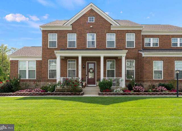 Property at 6714 Dogwood Bloom Ct, Manassas, VA 20112, 7 beds, 5.5 baths