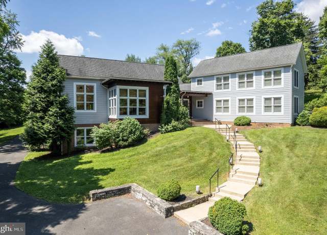 Property at 1321 Vanceright Cir, Winchester, VA 22601, 3 beds, 3.5 baths