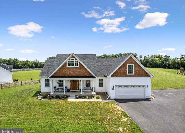 Property at 215 Naples Way, Charles Town, WV 25414, 4 beds, 3.5 baths
