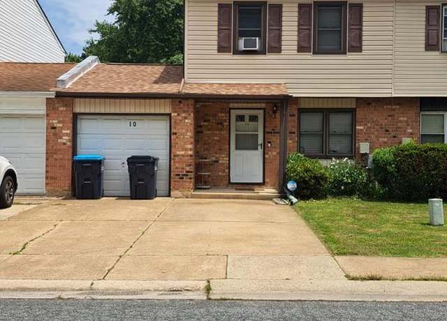 Property at 10 Bradley Dr, Newark, DE 19702, 3 beds, 1.5 baths