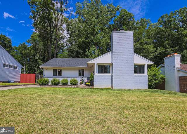 Property at 417 Nottingham Rd, Baltimore, MD 21229, 4 beds, 3 baths